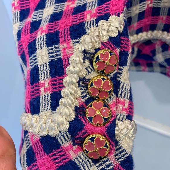 Pink/Blue/white blazer. Size 8 U.S. - Picture 4 of 6